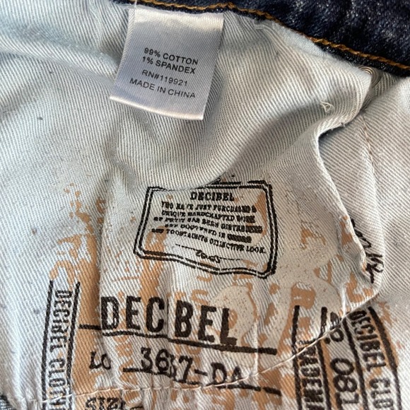 ❄️3/$20 DECIBEL Men's Moto Zip Pocket Skinny Jeans, 38x34 - Picture 8 of 9